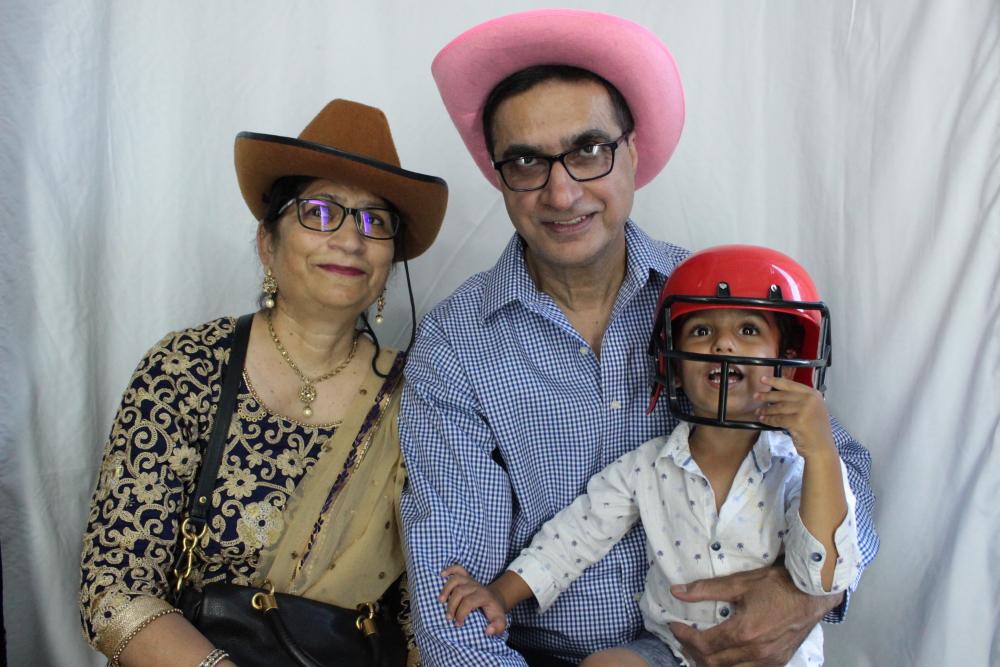 Arun's pre wedding party  | View more photos from the event at gallery.myphotoboothexperience.co.uk/u/MyPhotoBoothExperienceLtd/Aruns-pre-wedding-party